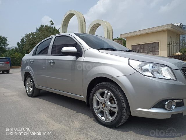 Cần bán lại xe Chevrolet Aveo LTZ đời 2016, màu bạc, giá 290tr