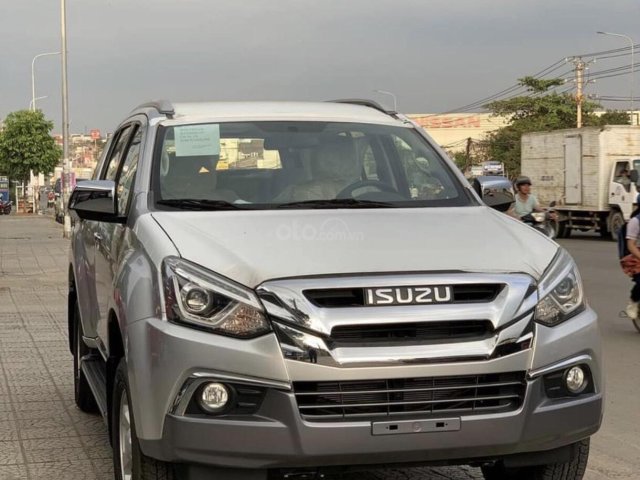 Cần bán Isuzu mu-X năm sản xuất 2021