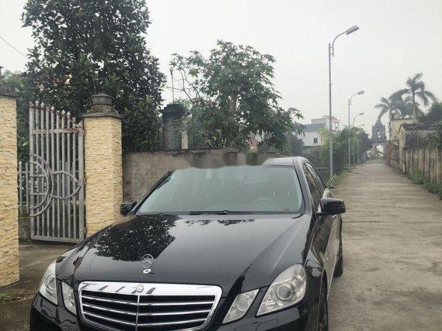 Bán ô tô Mercedes E250 sản xuất 2010, nhập khẩu nguyên chiếc còn mới