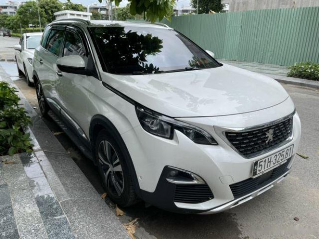 Xe Peugeot 5008 AT năm sản xuất 2020, màu trắng