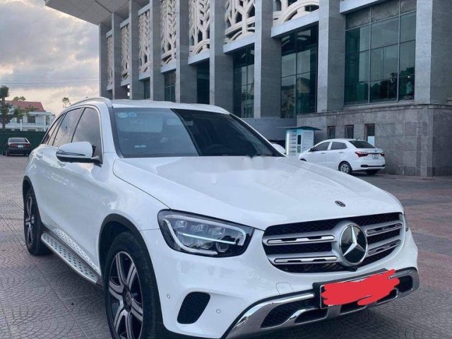 Bán ô tô Mercedes GLC 200 đời 2020, màu trắng