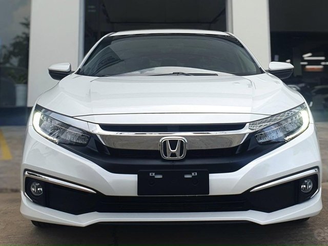 Bán Honda Civic 2021 nhập khẩu, khuyến mãi cực khủng, xe có sẵn giao ngay