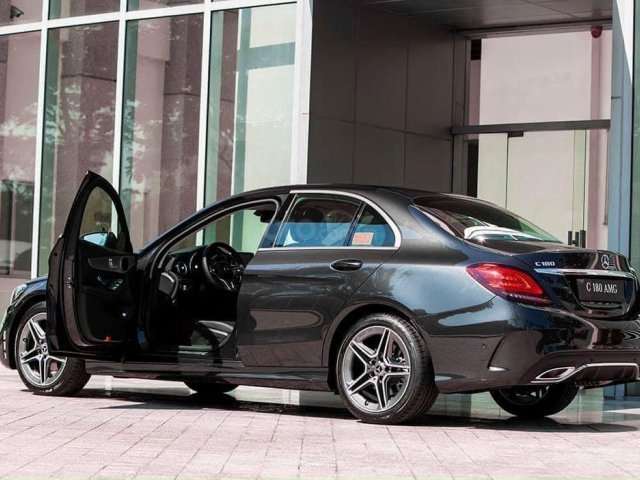 Mercedes-Benz C180 AMG new 2021 - xe giao ngay - đủ màu - tặng gói bảo hiểm cao cấp trọn vẹn cho 1 năm0