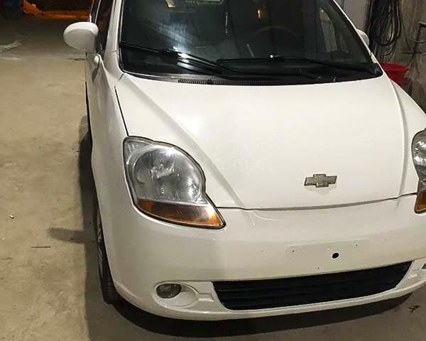 Cần bán lại xe Chevrolet Spark năm 2009, màu trắng còn mới