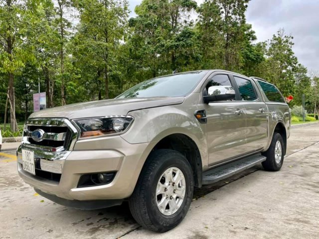 Cần bán lại xe Ford Ranger 2016, màu vàng