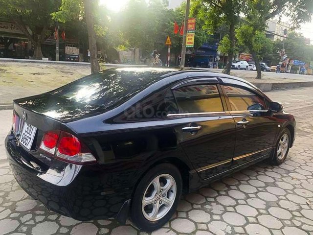 Cần bán Honda Civic 1.8 AT sản xuất 2009, màu đen còn mới0