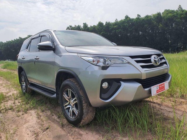 Cần bán xe Toyota Fortuner sản xuất 2018, màu bạc, xe nhập 0