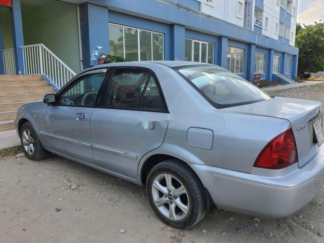 Cần bán gấp Ford Laser năm sản xuất 2002, màu bạc, nhập khẩu nguyên chiếc