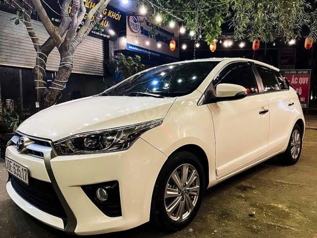 Cần bán gấp Toyota Yaris 1.5G năm 2016, màu trắng, xe nhập