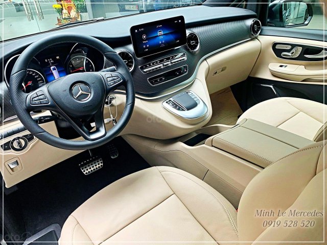 Xe Limousine 6 chỗ doanh nhân siêu rộng - Nhập khẩu - Xe giao ngay - Liên hệ ngay để được tư vấn8