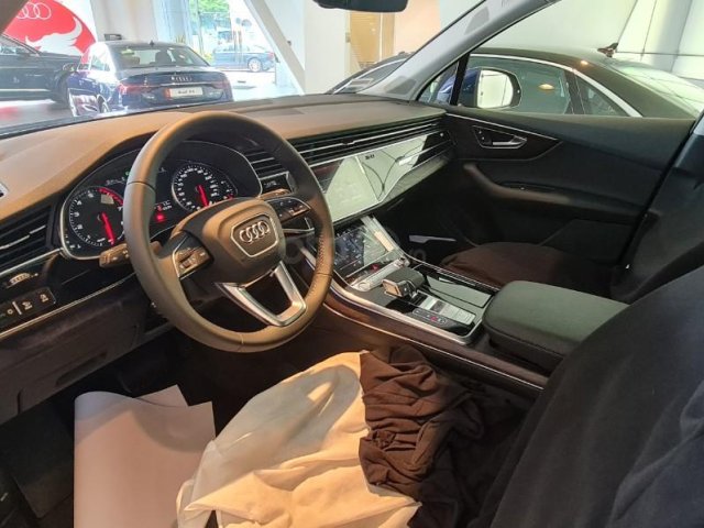 [Audi TP.HCM] New Audi Q7 2021, hỗ trợ bank, giao xe ngay tại nhà kèm ưu đãi lớn1