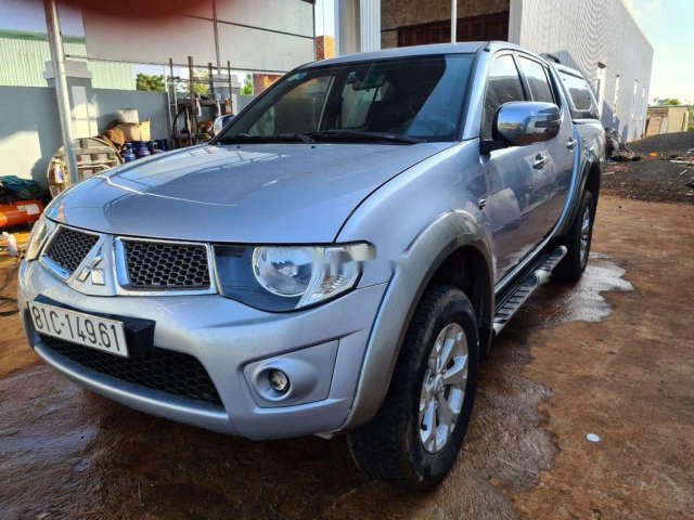 Bán xe Mitsubishi Triton đời 2013, màu bạc, nhập khẩu, giá chỉ 375 triệu0