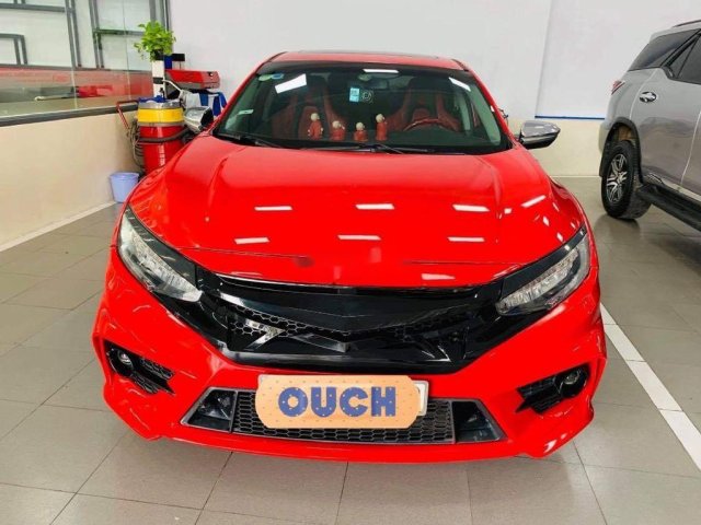 Cần bán gấp Honda Civic năm 2017, xe nhập còn mới0