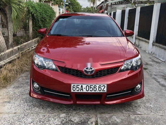 Bán Toyota Camry sản xuất 2012, nhập khẩu nguyên chiếc còn mới