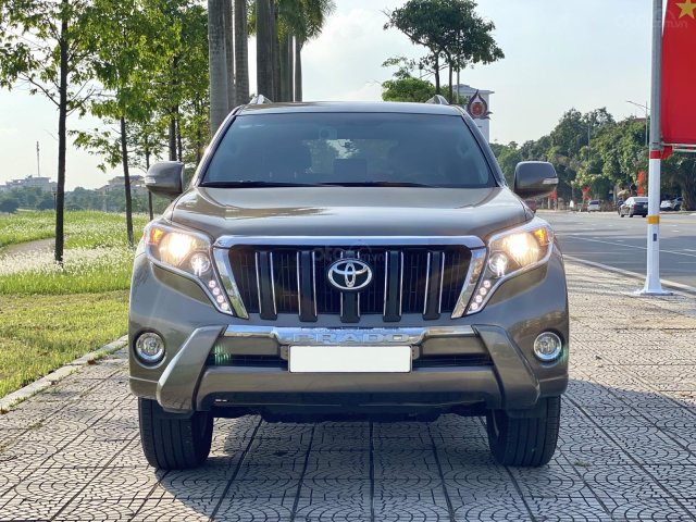 Bán Toyota Land Cruiser Prado chính chủ chạy rất ít