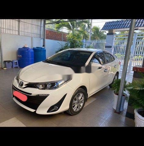 Bán Toyota Vios sản xuất 2019, màu trắng chính chủ 