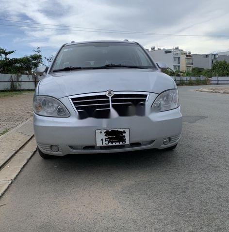 Cần bán xe Ssangyong Stavic MT đời 2008, màu bạc, nhập khẩu còn mới, giá tốt