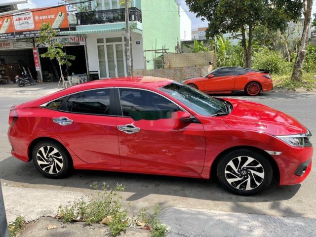 Bán Honda Civic đời 2018, màu đỏ còn mới giá cạnh tranh