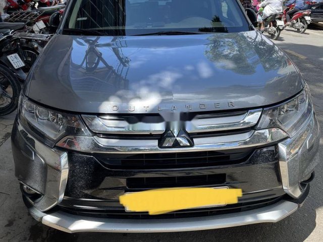 Bán xe Mitsubishi Outlander sản xuất năm 2019, màu xám, nhập khẩu 