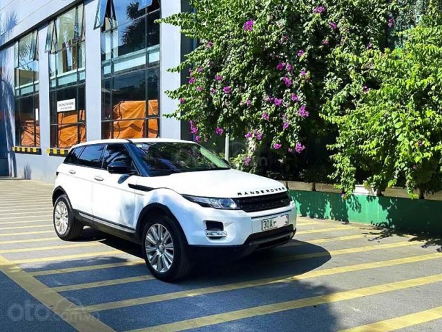 Bán ô tô LandRover Range Rover Evoque Dynamic 2015, màu trắng, nhập khẩu