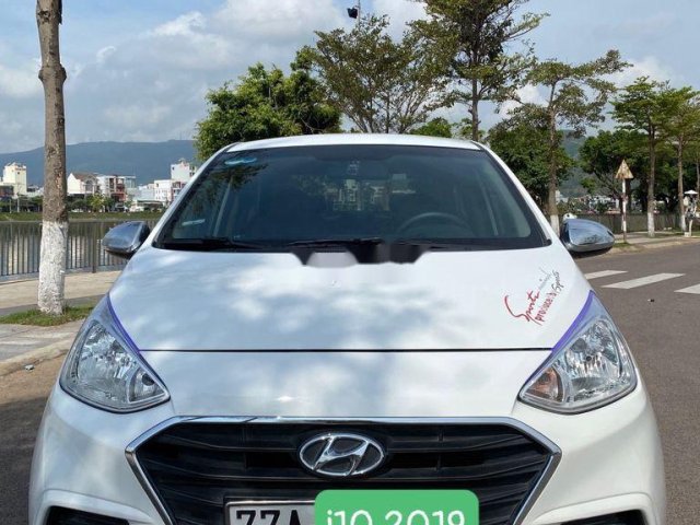 Cần bán xe Hyundai Grand i10 đời 2019, màu trắng0