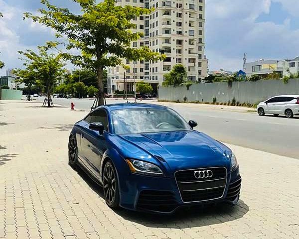 Xe Audi TT đời 2008, màu xanh lam, nhập khẩu còn mới