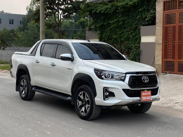 Chính chủ cần bán nhanh chiếc Toyota Hilux 2.8 G 4x4 AT sx 2020