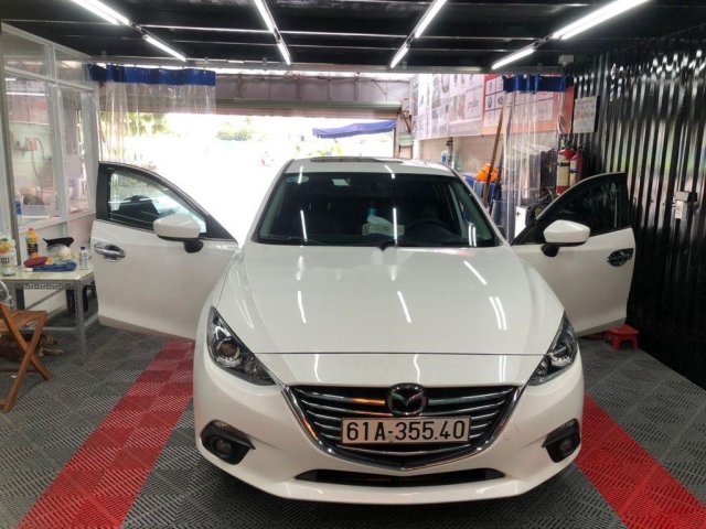 Bán Mazda 3 sản xuất 2017, màu trắng còn mới, giá tốt0