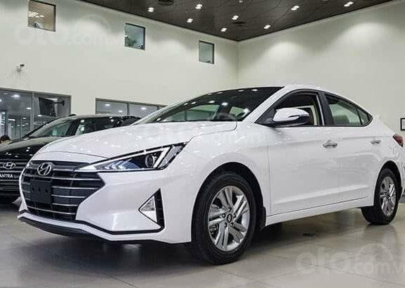 [Hyundai Miền Bắc] Hyundai Elantra chỉ với 188tr - giảm 20tr tiền mặt + bộ phụ kiện - góp lãi suất thấp- giao xe tận nhà