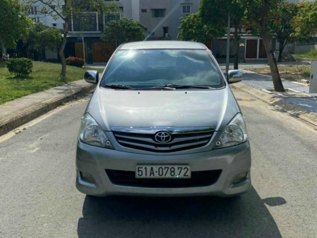 Bán Toyota Innova SR 7 chỗ đời 2011, xe gia đình0