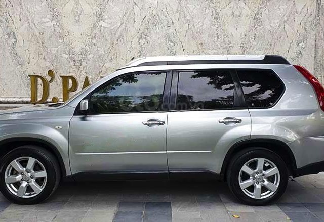 Bán ô tô Nissan X trail 2.5 AT sản xuất năm 2008, màu bạc, nhập khẩu còn mới, giá tốt