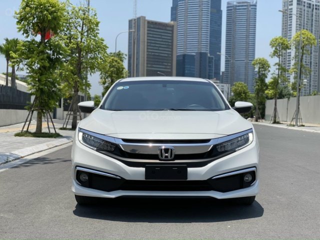 Bán nhanh Honda Civic 1.8G 2019 xe cá nhân 1 chủ, biển TP xe đẹp như mới, nguyên bản