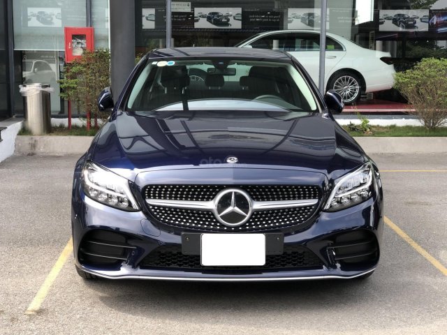 Mercedes C180 AMG sx 2021 5.000km, xe lướt An Du chính hãng0