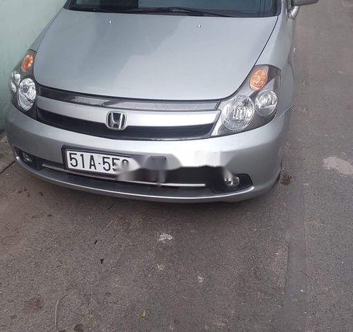 Cần bán gấp Honda Stream đời 2004, màu bạc, nhập khẩu giá cạnh tranh0