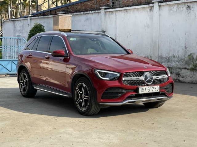 bán gấp Mercedes GLC 300 năm 2020 xe đẹp như mới, nguyên bản0