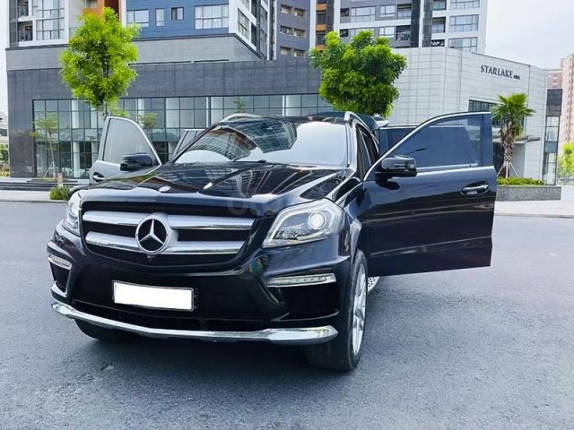 Cần bán gấp Mercedes GL500 sản xuất 2015, màu đen, xe nhập còn mới