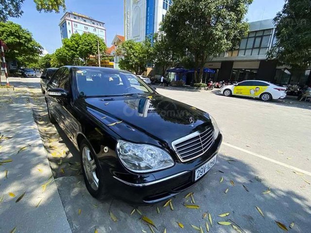 Cần bán Mercedes S350 năm 2004, màu đen, nhập khẩu nguyên chiếc xe gia đình0