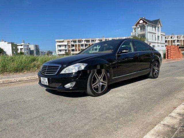 Cần bán xe Mercedes S350 sản xuất năm 2006, màu đen, nhập khẩu nguyên chiếc chính chủ, giá tốt0