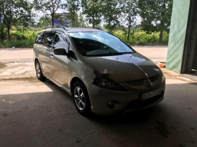 Bán xe Mitsubishi Grandis năm 2005, nhập khẩu, 250tr