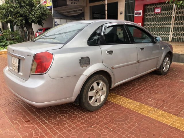 Bán Daewoo Lacetti năm sản xuất 2004