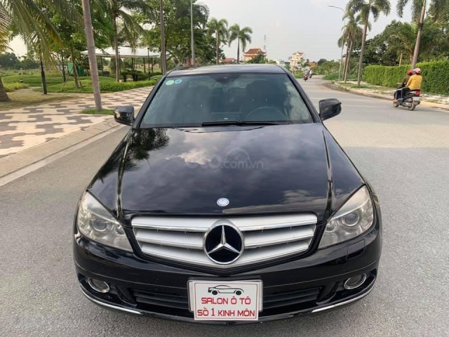 Cần bán gấp Mercedes sản xuất 2008, màu đen 0