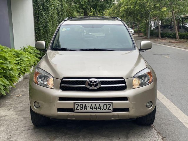 Cần bán lại xe Toyota RAV4 năm sản xuất 2006, xe nhập còn mới0