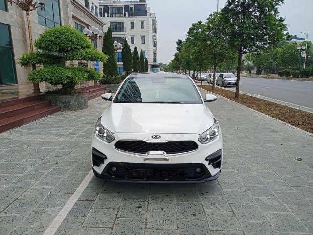 Bán ô tô Kia Cerato 1.6 Luxury đời 2019, màu trắng0