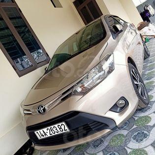 Cần bán gấp Toyota Vios sản xuất năm 2017 số tự động, giá tốt0