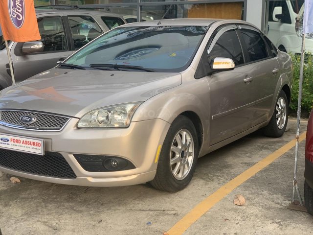 Ford Focus 2009 MT, đổi qua 7 chỗ nên bán, đã được hãng test