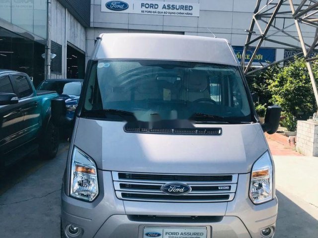 Bán Ford Transit sản xuất năm 2019, màu bạc còn mới0