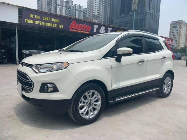 Xe Ford EcoSport Titanium đời 2016, màu trắng