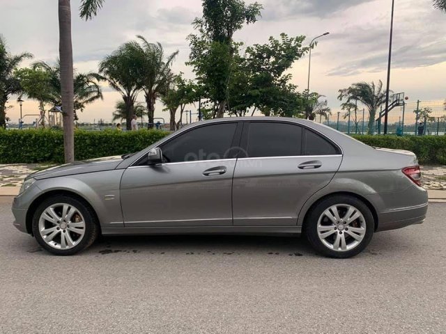 Bán Mercedes C200 năm sản xuất 2008, màu xám, giá chỉ 350 triệu