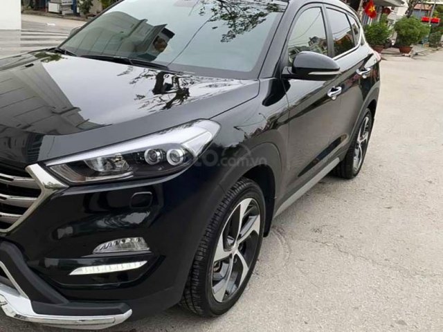 Bán ô tô Hyundai Tucson đời 2020, màu đen, xe nhập chính chủ, 829 triệu0