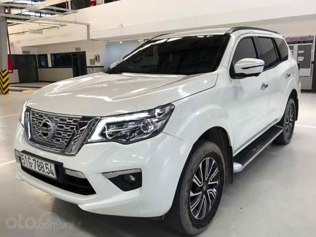 Cần bán Nissan Terra 2.5L V 4x4 năm 2018, màu trắng, xe nhập còn mới